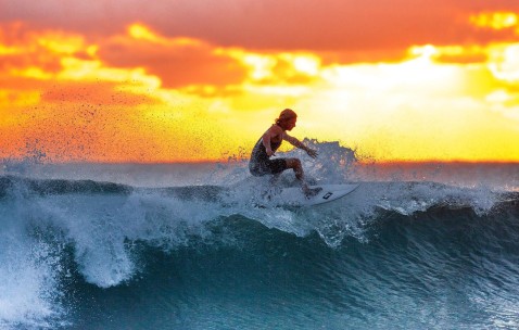 世界杯球队动态-厄瓜多尔队赛前加练提速，世预赛过往交锋显现利好